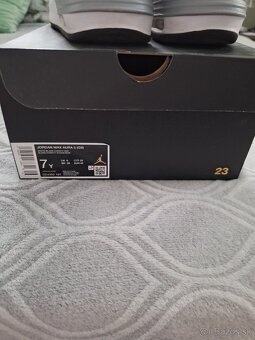 AIR JORDAN veľ.40 - 8