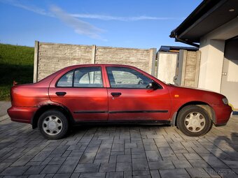 Nissan Almera - 8
