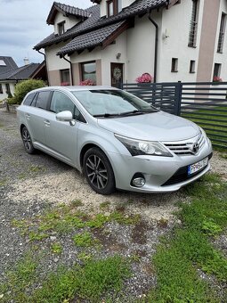Predám Toyota Avensis combi 2,0 diesel - 8