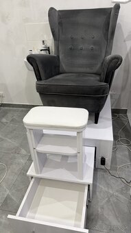 pedikérske pódiá - 8