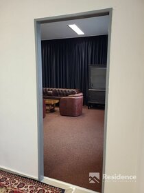 Kancelársky priestor v reprezentatívnej budove na prenájom - 8