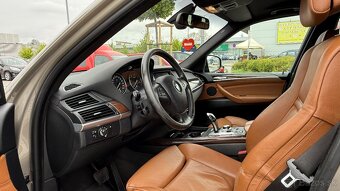 Predám BMW X5 E70 - 8