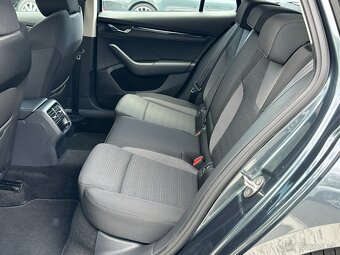 Škoda Octavia Combi 2.0 TDi M6, r.v.: 2020 - 8