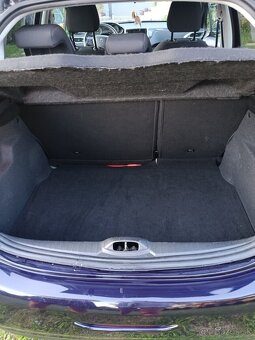 Predám peugeot 208 1.2 benzín - 8