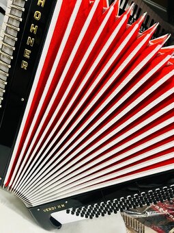 Predám akordeón Hohner Verdi II N- 96 Basový - 8