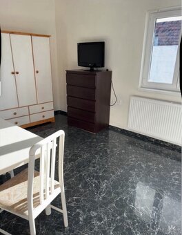 Dom s 5 apartmánmi Nitra časť Lužianky - 8