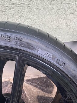 5x100 r18   225/40 - 8