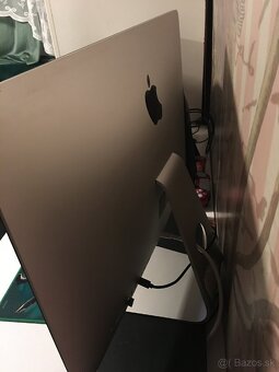 Predám Apple iMac 21.5 - 8
