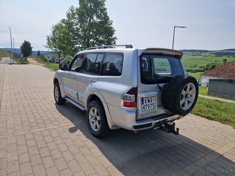 Mitsubishi pajero 2.5 - 8