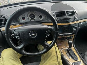 Predám Mercedes e350 - 8