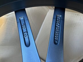 VW PASSAT alu kola 19" nové, originál VW - 8