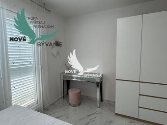 Na predaj dom 2x apartmán len 80m od mora v Chorvátsku - 8