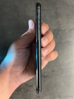 Predam Iphone X 64gb Novy stav A++ - 8