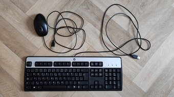 Router, HDMI kábel, HP nabíjačka, USB nabíjačka, Slúchadla S - 8
