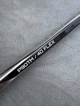 ✅ BAUER VAPOR HYP2RLITE JR LEFT/LAVACKA__flex 40 P90TM - 8