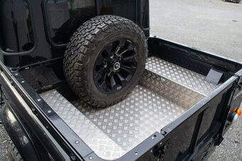 Land Rover Defender 110 2.5 Td5 HC PickUp - 8