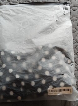 bodkovaný top S - 8