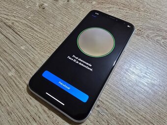 Iphone xr 64gb biele v super stave plnefunkcne ma len velmi - 8