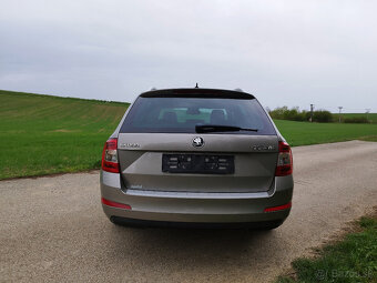 Škoda Octavia Combi 2.0 TDI 110kW Elegance DSG Bi-Xenon/NAVI - 8