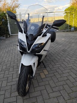 CF MOTO 650gt - 8