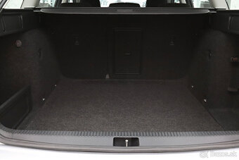 Škoda Octavia Combi 2.0 TDI DSG Executive - 8