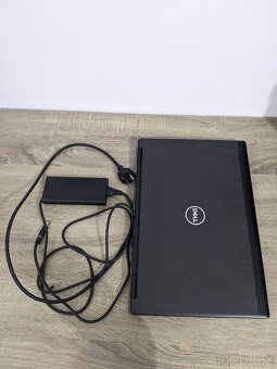 Dell Precision 7530 - i7, Quadro P1000, 32GB RAM, 256 SSD - 8