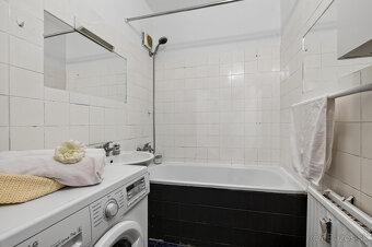 Senec - NA PREDAJ čiastočne prerobený 1,5 izbový byt, hneď p - 8