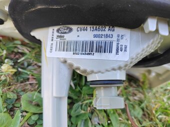 Ford Kuga zadné svetlá - 8