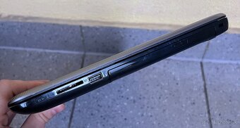 HP 250 G5 / i3 5005U / 4GB RAM / 256 GB SSD / 15.6" - 8