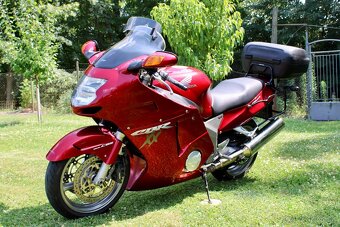 Honda CBR 1100 XX Blackbird - 8
