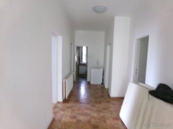 Rodinný dom blízko centra v Zlatých Moravciach - 8