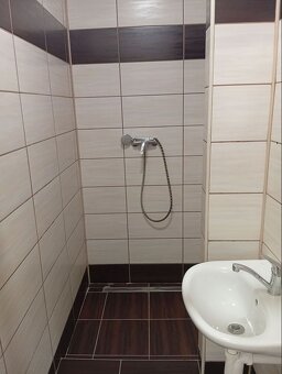 Výrobná hala s kanceláriami,  Považská Bystrica - 8