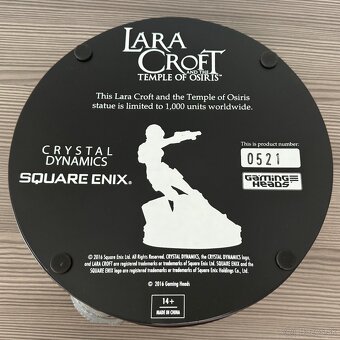 Tomb Raider: Lara Croft socha 1/4 - 8