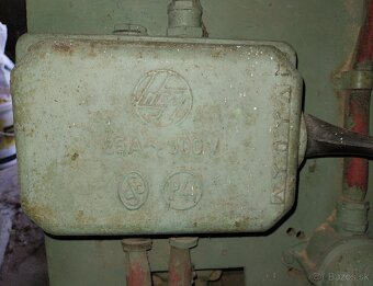 Cirkulár (stolová píla) - 8