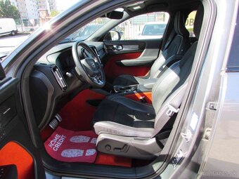 Volvo XC40 D4 R-Design AWD A/T - Možný odpočet DPH - 8