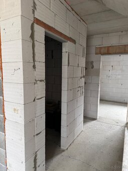 Trojpodlažný rodinný dom- MOŽNÁ VÝMENA - 8