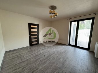 NA PREDAJ : Bungalov s garážou v Madočanoch - 8