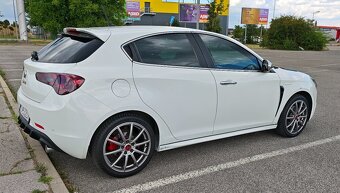 Alfa Romeo Giuletta diesel - 8