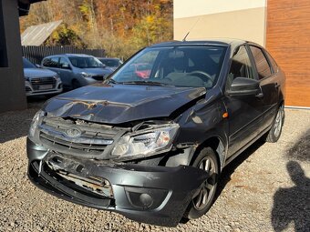 Lada Granta 1.6 benzin 2017 70000km 1.majitel POJAZDNÉ - 8