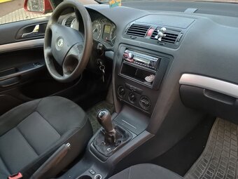 predám škoda Octavia 2 combi - 8