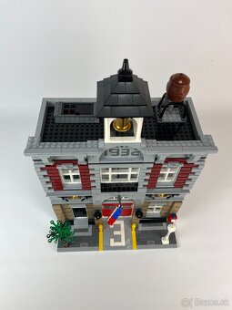 Lego 10197 Fire Brigade - 8