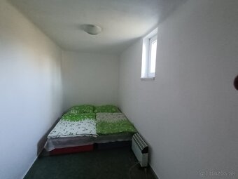 Dva RD na jednom pozemku Nový Háj - 8