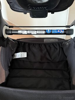 Kompletný kočík Bugaboo Fox2 čierny - 8