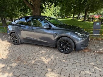 Tesla Model Y Long Range, Dual motor, v ZARUKE, DPH - 8