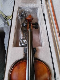 Predam cele husle značky Guarner - 8