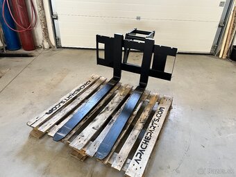 Paletizacne vidly na bager - 8