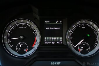 Škoda Octavia Combi TDI, DSG, Vyhr. volant, Kamera, LED - 8