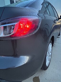 Mazda 3 - 8