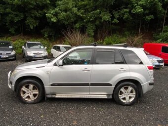 Suzuki Grand Vitara 1.9 DDiS 95kW 4x4 tažné klima 1.maj ČR - 8