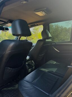 BMW X5 4.4 - 8